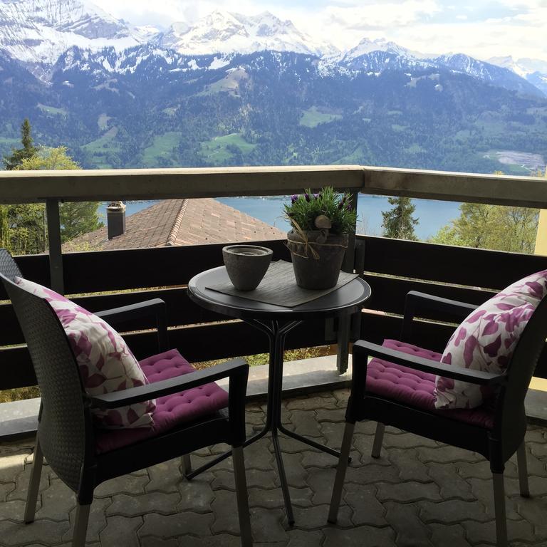 Apartments Seeblick Mit Anbindung An Ein 4-Sterne-Hotel Beatenberg Luaran gambar