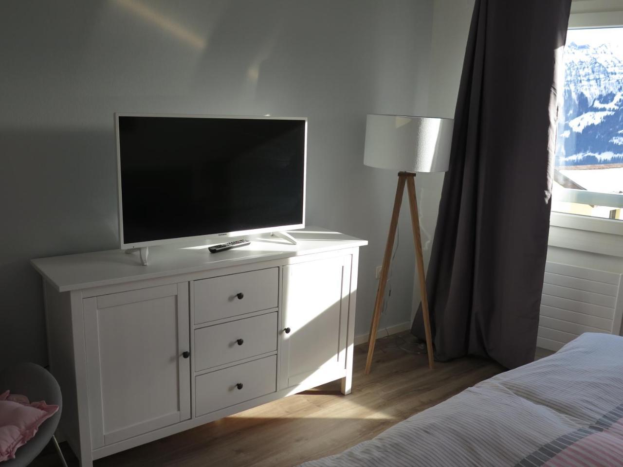 Apartments Seeblick Mit Anbindung An Ein 4-Sterne-Hotel Beatenberg Luaran gambar
