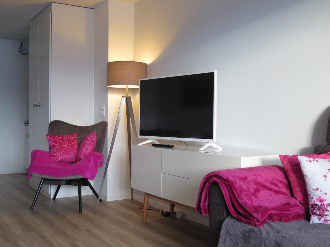 Apartments Seeblick Mit Anbindung An Ein 4-Sterne-Hotel Beatenberg Luaran gambar